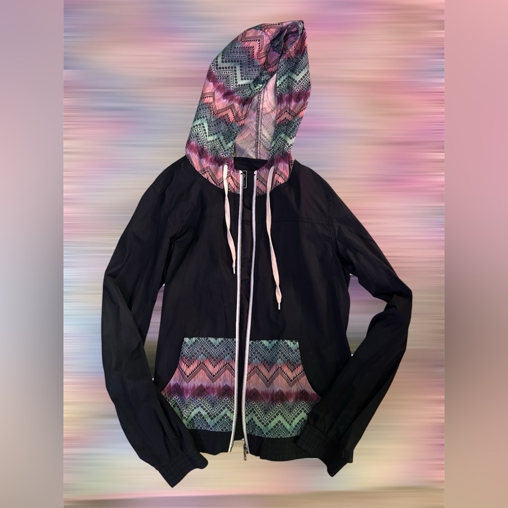 EMPYRE “Aztec Print” Windbreaker